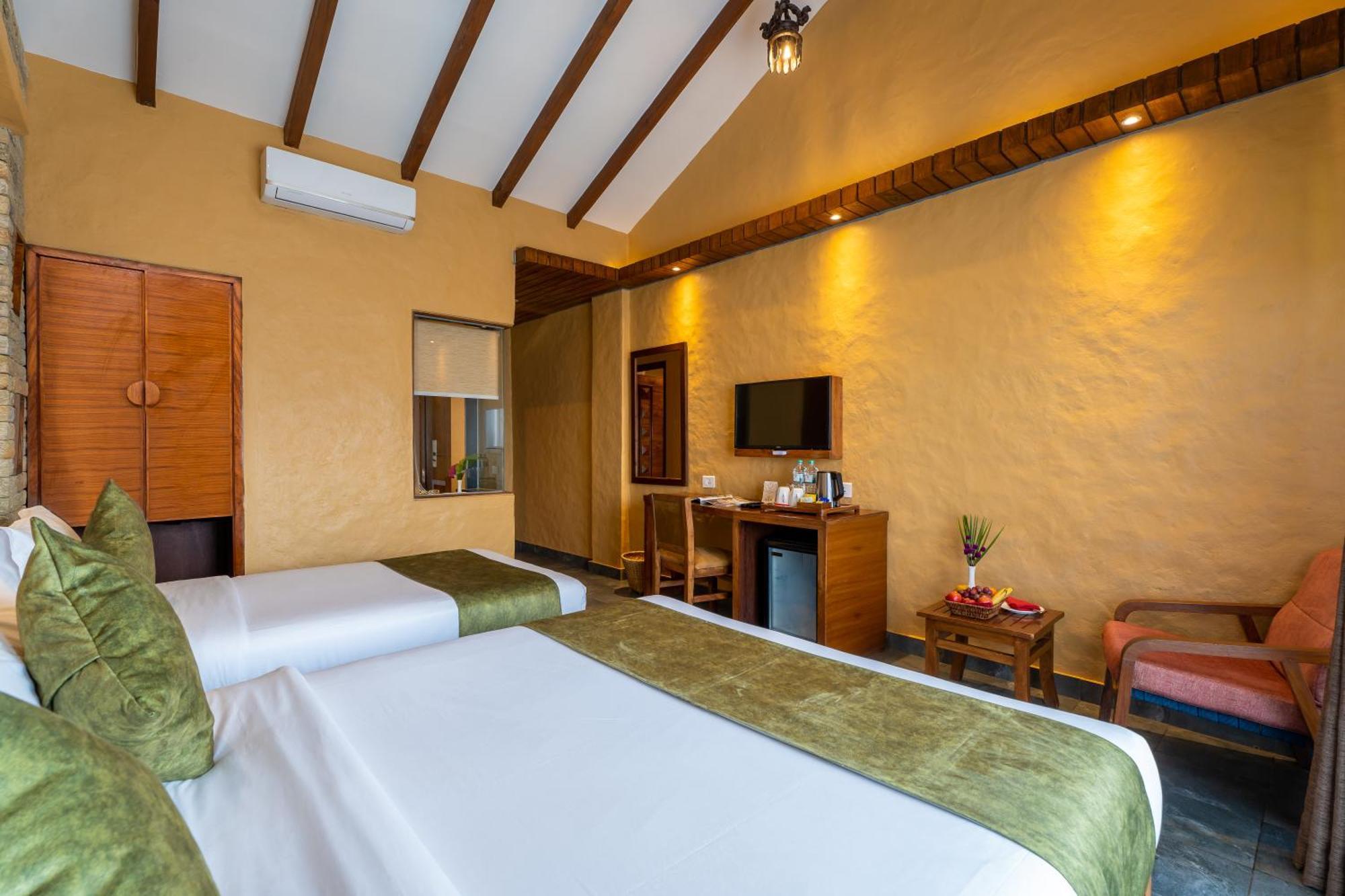 Bar Peepal Resort Похара Екстериор снимка Deluxe Room
